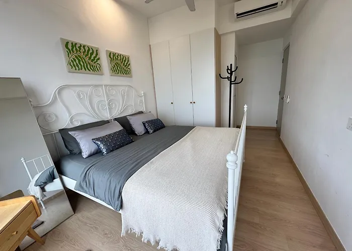 2Br Apartment - Beachfront - Corner Unit - Netflix - Unifi 300Mbps - Mutiara Melaka Pantai Puteri