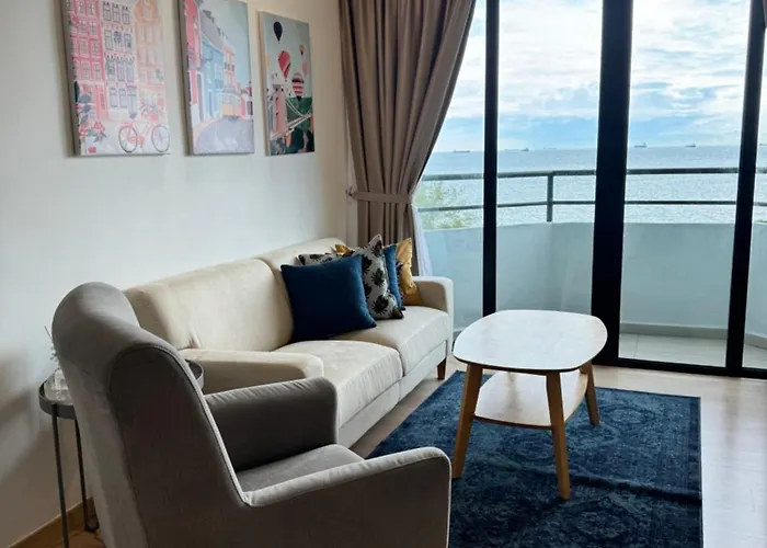 2Br Apartment - Beachfront - Corner Unit - Netflix - Unifi 300Mbps - Mutiara Melaka Pantai Puteri