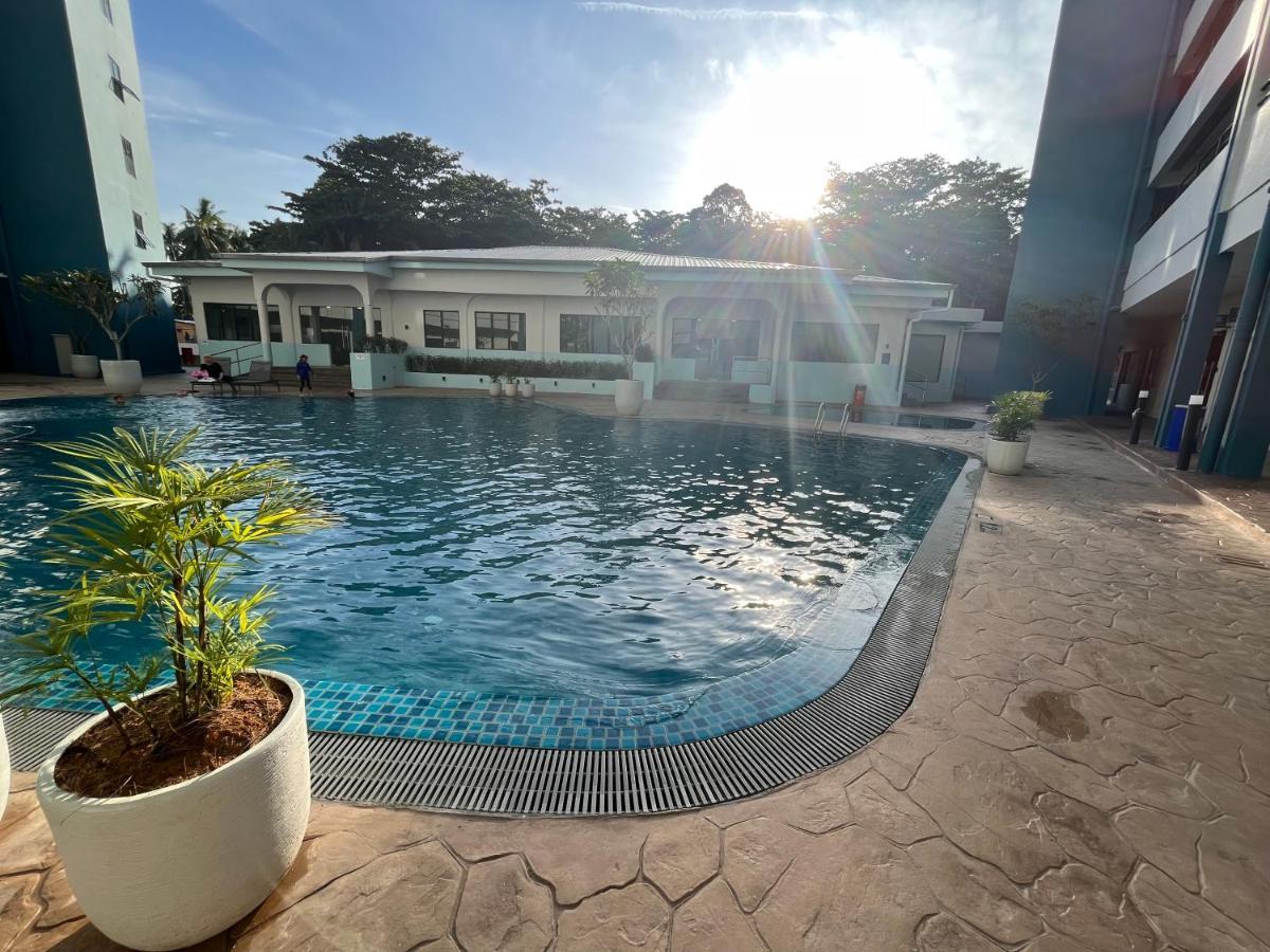 2Br Apartment - Beachfront - Corner Unit - Netflix - Unifi 300Mbps - Mutiara Melaka Pantai Puteri Malacca