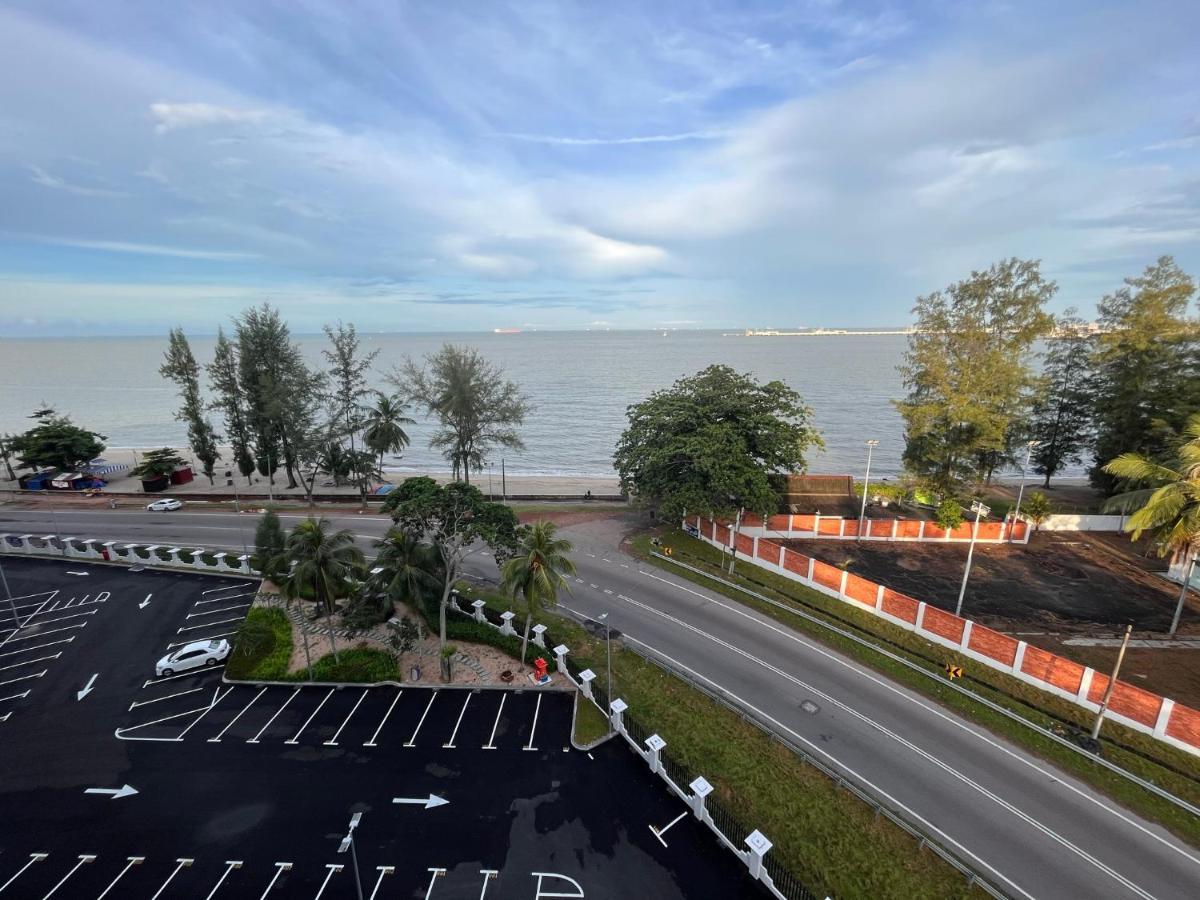 2Br Apartment - Beachfront - Corner Unit - Netflix - Unifi 300Mbps - Mutiara Melaka Pantai Puteri * Malacca